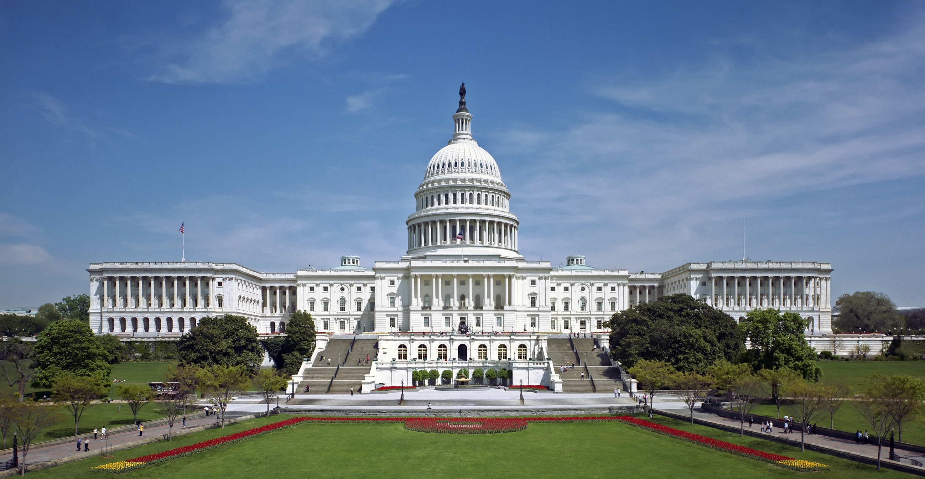 Vista del frente oeste del Capitolio de Estados Unidos.